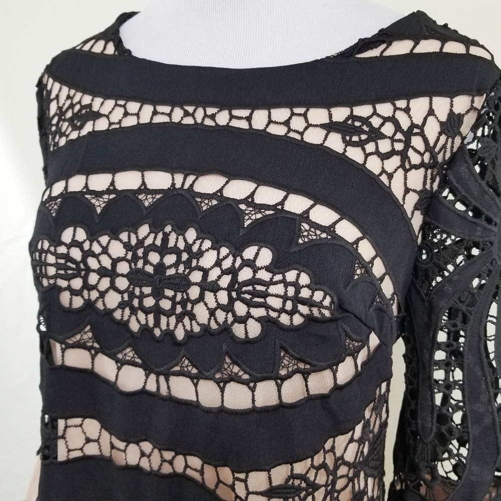Venus Corset back lace top black bell sleeves statement women's size 10 - Picture 4 of 8